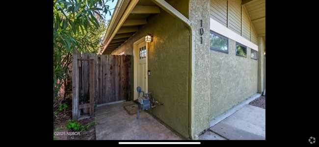 Building Photo - 1572 Rhinestone Ct Rental