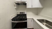 Photo - Leeward Apts...New York Style..Gorgeous Newly Remodeled!