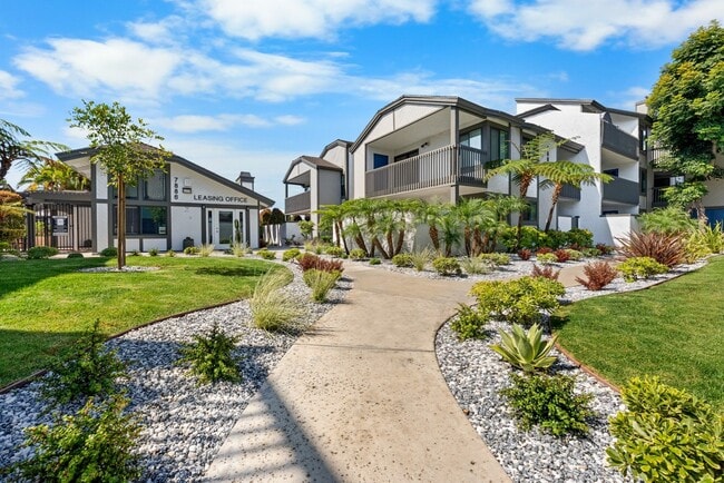 Photo - Beachpoint Apartments