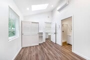 Photo - 420 N Batavia St