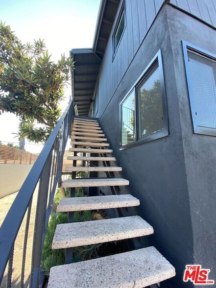 Photo - 1129 N Westmoreland Ave