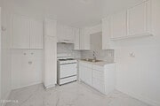 Photo - 1725 Court St