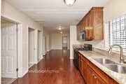 Photo - 1522 W 60th St House