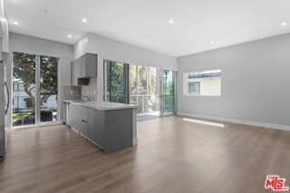 Photo - 1223 Hayworth Ave