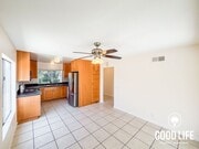 Photo - 6645 Amberly St