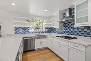 Photo - 1408 N View Dr