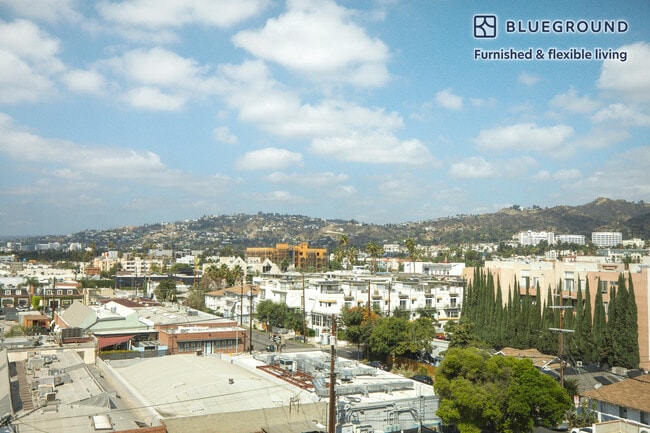 Photo - 6677 Santa Monica Blvd Unit FL7-ID904