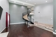 Photo - 20246 Lanark St