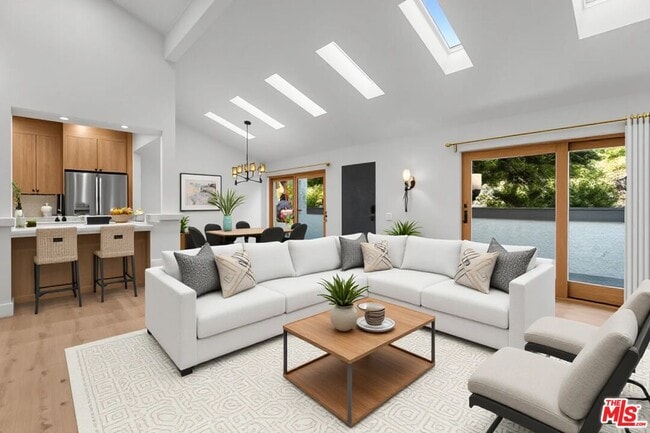 Photo - 1648 Palisades Dr