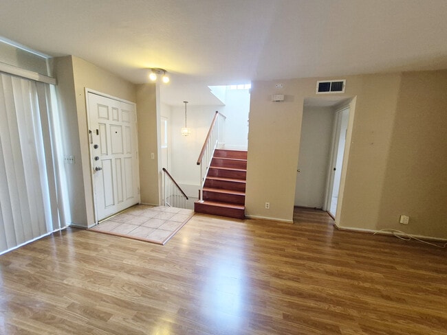 Photo - 1836 E Huntington Dr