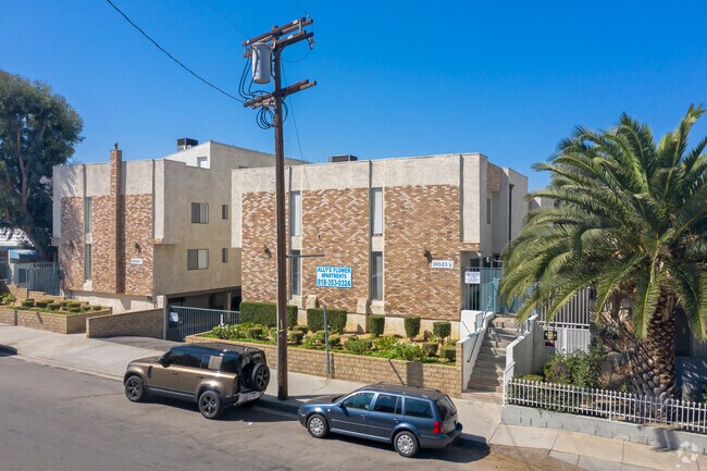 Photo - Ally's Flower Apartments