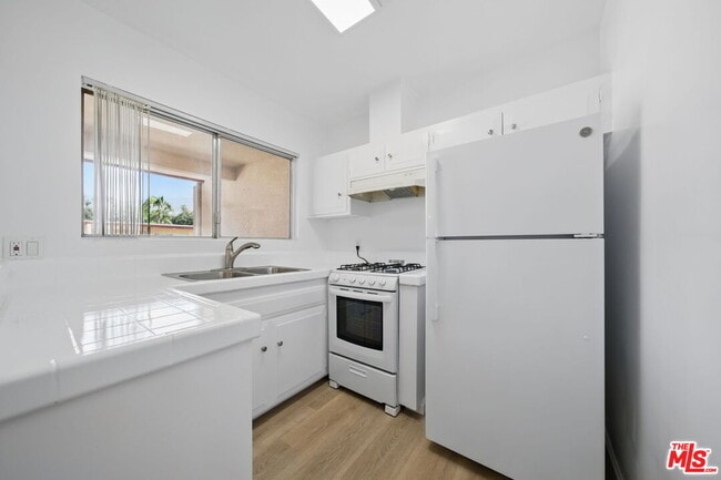 Photo - 1293 Garfield Ave Unit 32