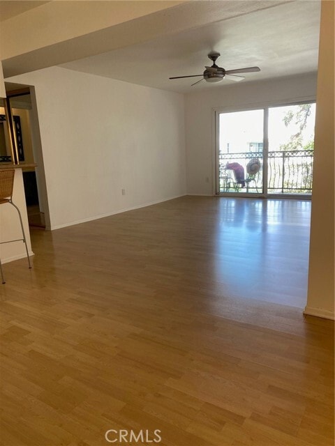 Photo - 5257 Radford Ave Unit 301