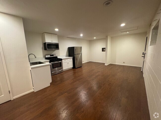 Building Photo - 673 Brookside Ln Rental