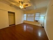 Photo - 1150 W 30th St