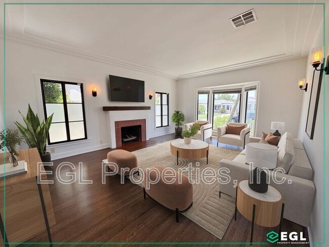 Building Photo - 3927 Degnan Blvd Rental