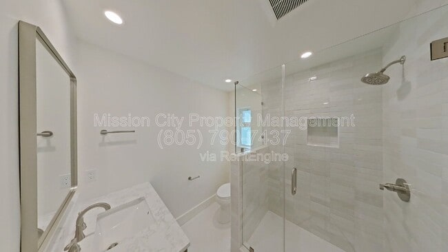 Photo - 328 W Pedregosa St