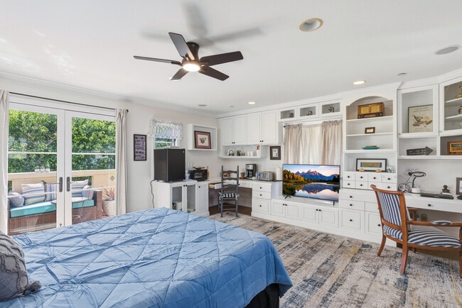 Photo - 4178 Ince Blvd Unit #B