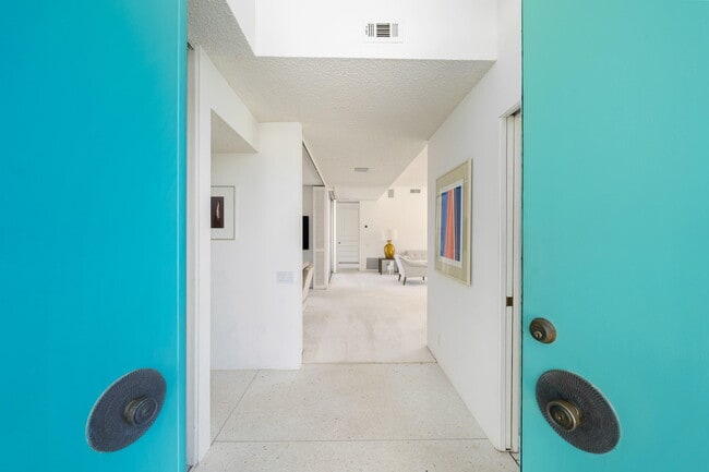 Photo - 157 Desert Lakes Dr