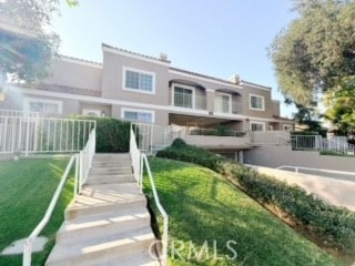 Building Photo - 49 N Parkwood Ave Unit 12