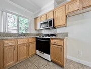 Photo - 1155 Linden Ave Apartment