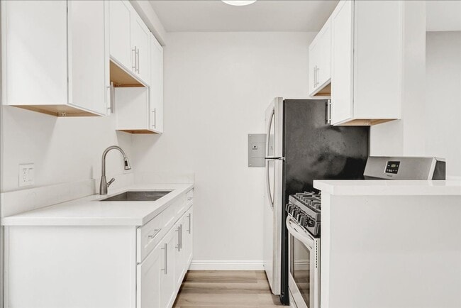 Photo - 12767 Pacific Ave Unit 04