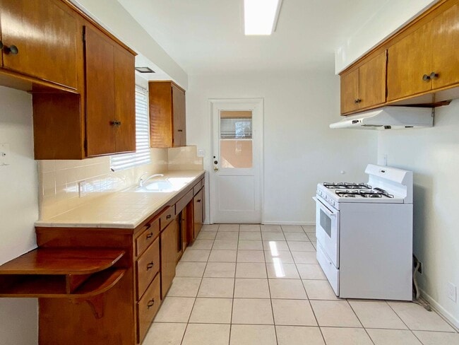 Photo - 215 S Baldwin Ave Unit 215 #A