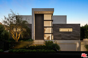 Photo - 9607 Highridge Dr House