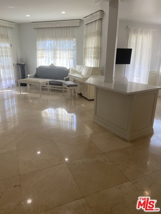 Photo - 435 Arnaz Dr Unit 201