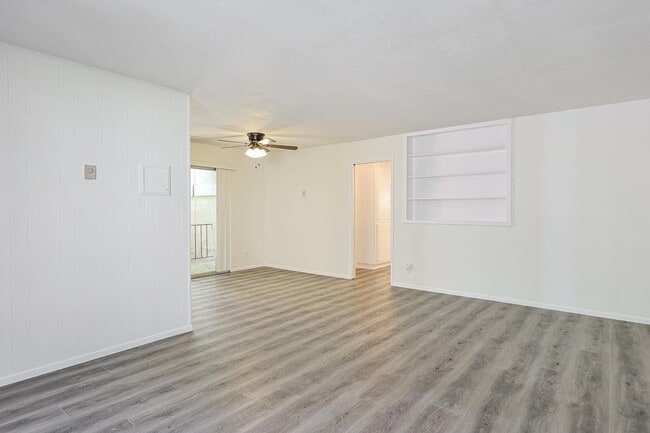 Photo - 4800 Williamsburg Ln