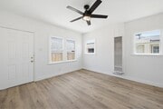 Photo - 1510 W 52nd St Unit 1512.5