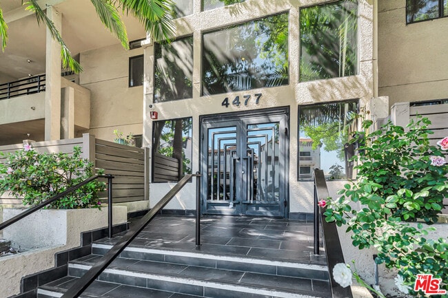 Photo - 4477 Woodman Ave Unit 305