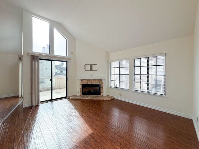 Photo - 407 Shoreview Dr Unit 407 Shoreview Dr