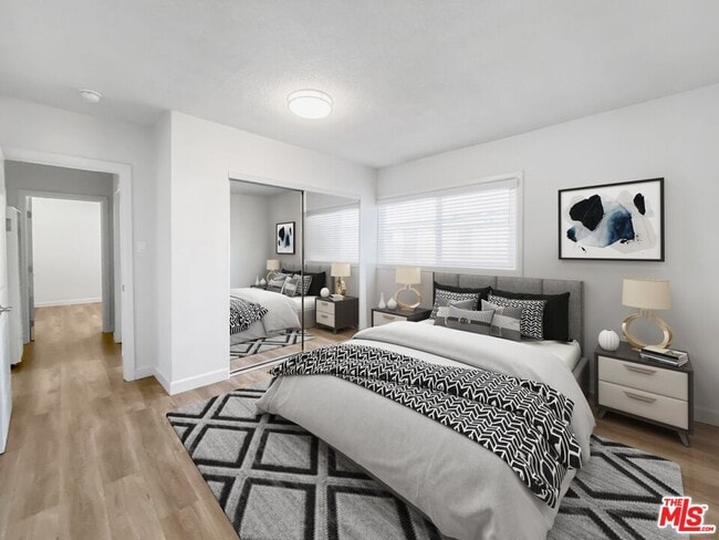 Photo - 1446 Cochran Ave