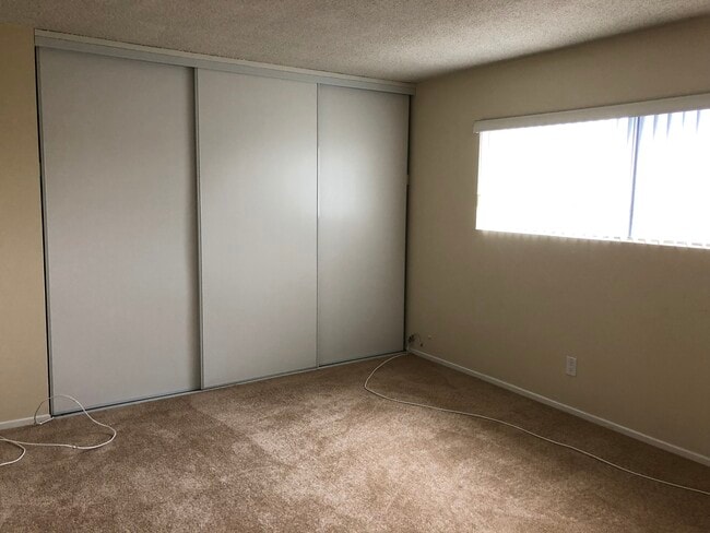 Bedroom 1 - 548 Short St