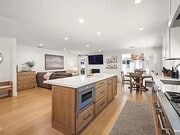 Photo - 1110 Coronet Ave House