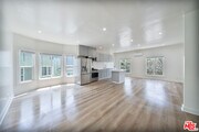 Photo - 132 S Kenmore Ave Condo