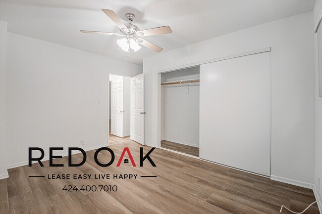 Photo - 7067 Hawthorn Ave Unit 11