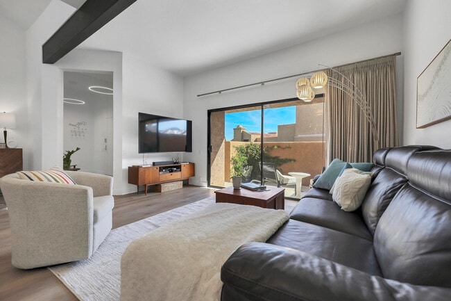 Photo - 73503 Foxtail Ln