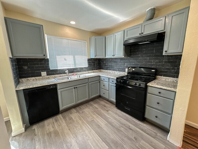 Photo - Charming 2-Bedroom Home in North Hollywood!