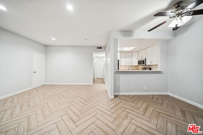 Photo - 5751 W Olympic Blvd