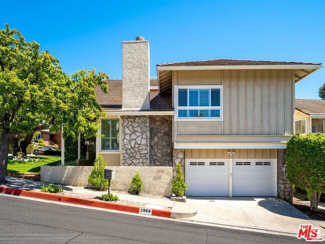 Building Photo - 2898 Woodwardia Dr Rental
