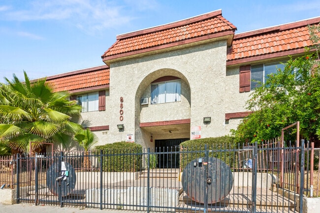 Building Photo - 8800 Cedros Ave Rental