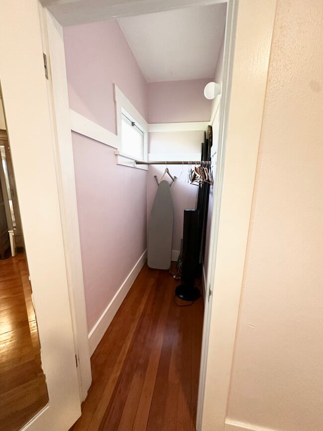 Photo - 325 Wisconsin Ave