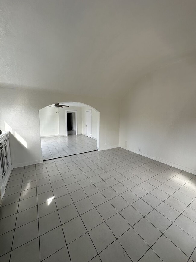 Photo - Charming & Spacious 2 Bed, 2 Bath