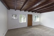 Photo - Point Loma - Beautiful Two Bedroom with 2 ... Apartment Unit 1621 1/2