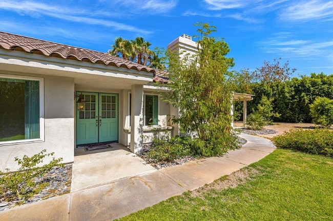 Photo - 43250 Via Magellan Dr