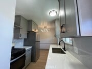 Photo - 2613 N Lincoln St Condo