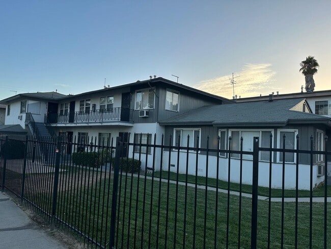 Photo - 6759 Atoll Ave Unit 6759 Atoll Ave