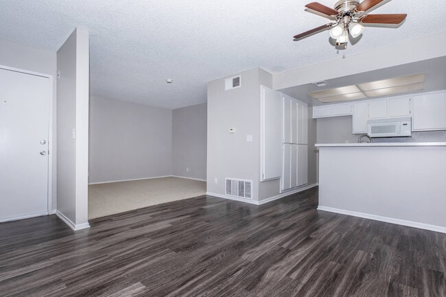 Photo - Mountain Springs Apartment Homes